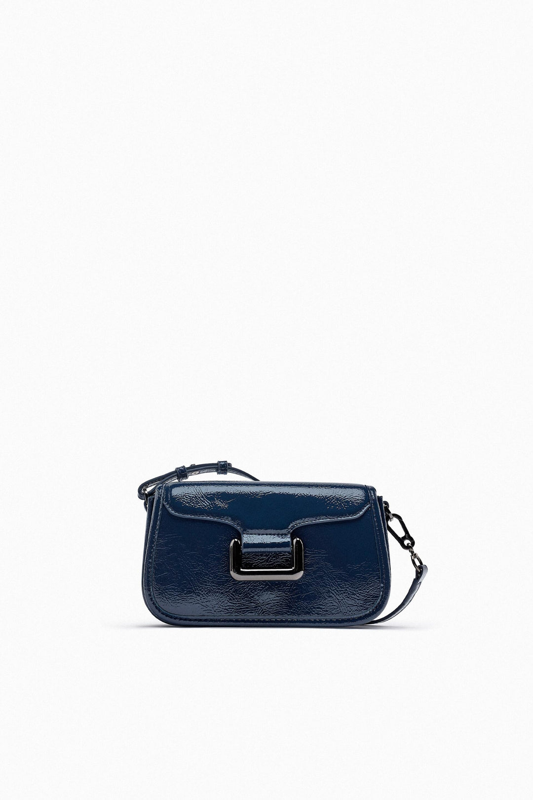 https://static.zara.net/photos/2023/V/1/1/p/6219/110/400/2/6219110400_6_1_1.jpg?ts=1674203412506