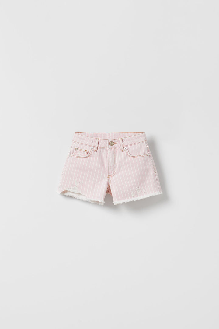 https://static.zara.net/photos/2023/I/0/3/p/6688/607/620/2/6688607620_6_1_1.jpg?ts=1687424638537