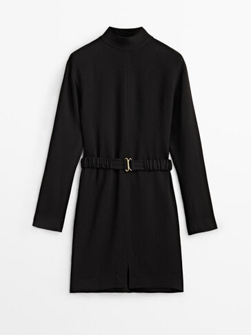 https://static.massimodutti.net/3/photos/2023/I/0/1/p/6693/707/800/6693707800_1_1_3.jpg?ts=1670832527197