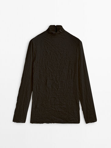https://static.massimodutti.net/3/photos/2023/I/0/1/p/6864/565/800/6864565800_1_1_3.jpg?ts=1668525314152
