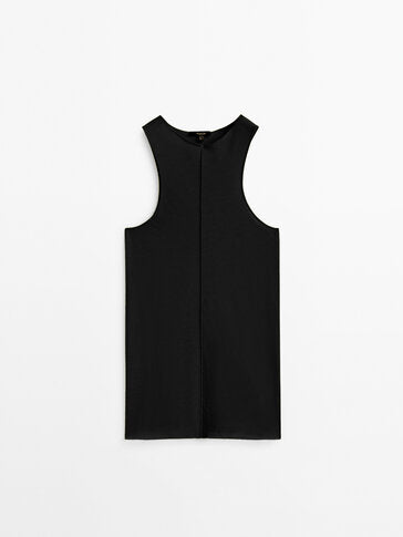 https://static.massimodutti.net/3/photos/2023/V/0/1/p/6889/929/800/6889929800_1_1_3.jpg?ts=1676024547364