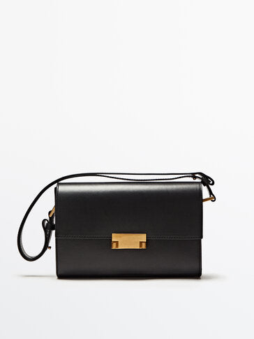 https://static.massimodutti.net/3/photos/2022/I/0/1/p/6909/615/800/6909615800_1_1_3.jpg?ts=1661780502300