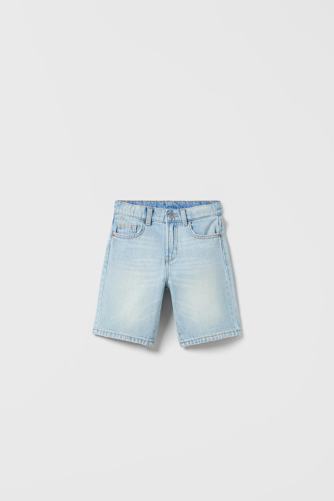 https://static.zara.net/photos/2023/V/0/3/p/6987/650/406/2/6987650406_6_1_1.jpg?ts=1679909281946