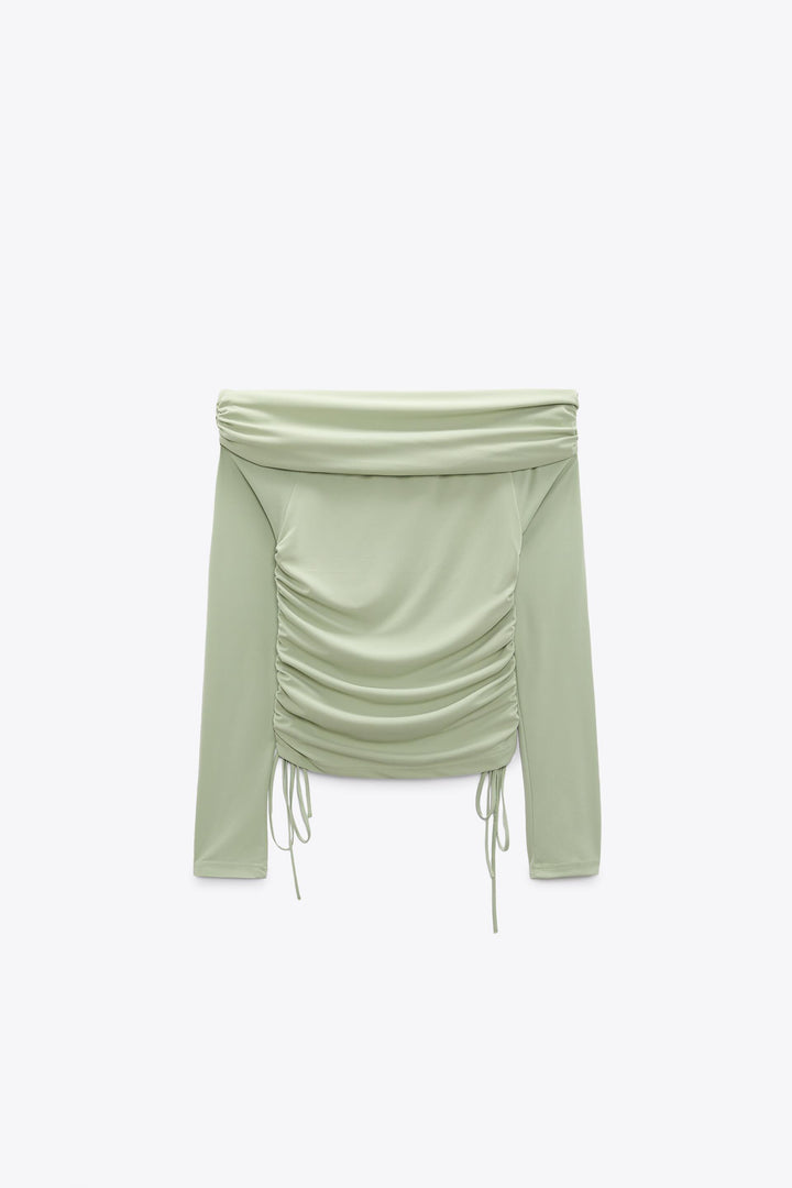 https://static.zara.net/photos/2023/V/0/1/p/7385/004/513/2/7385004513_6_2_1.jpg?ts=1675954757710