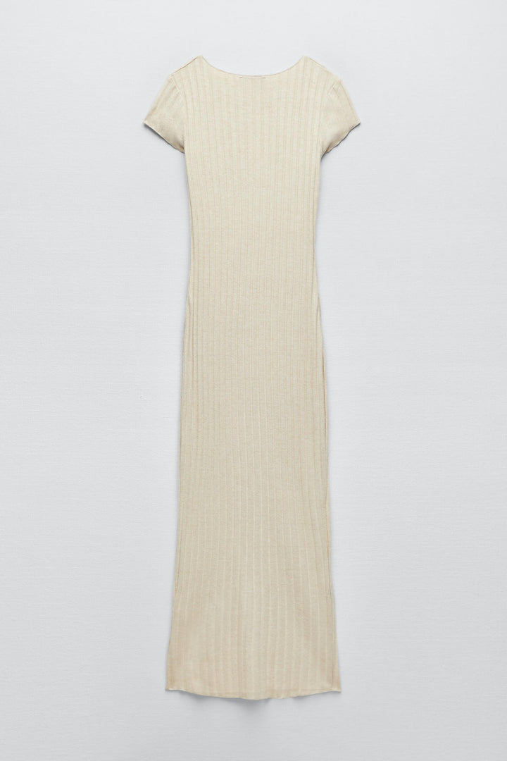 https://static.zara.net/photos/2023/V/0/1/p/7901/336/720/2/7901336720_6_2_1.jpg?ts=1674477191396