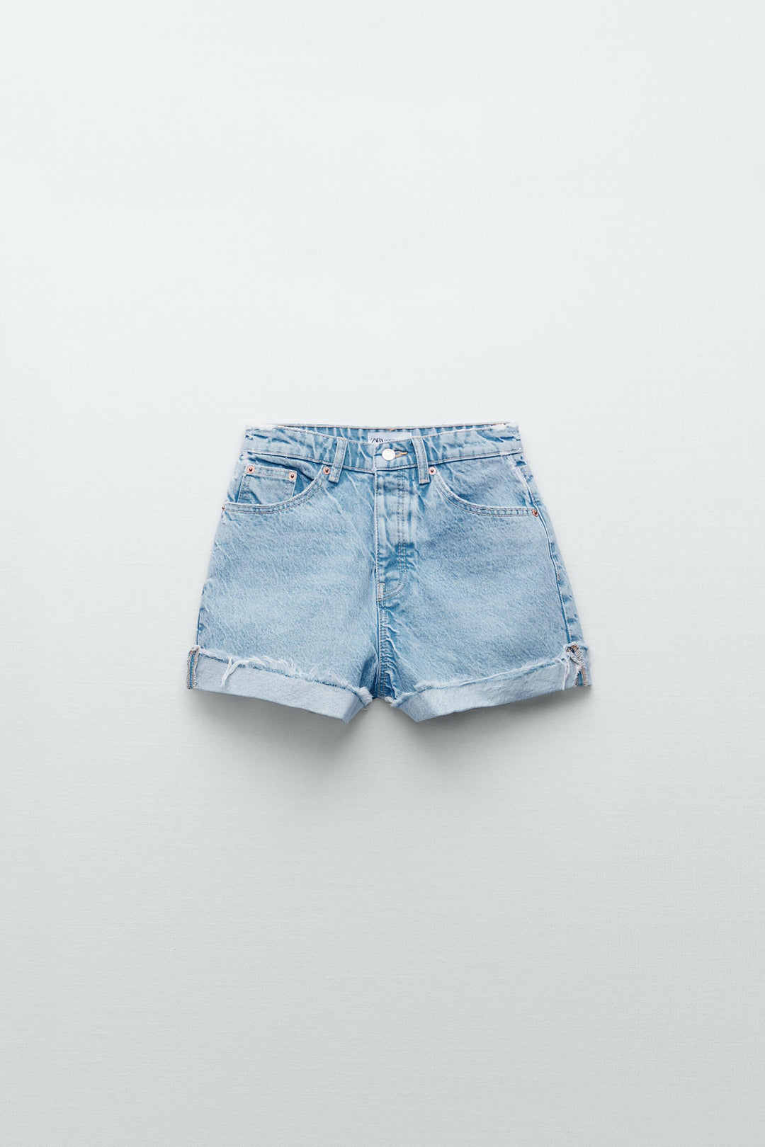 https://static.zara.net/photos/2021/I/0/1/p/8197/044/400/2/8197044400_6_1_1.jpg?ts=1620200082133