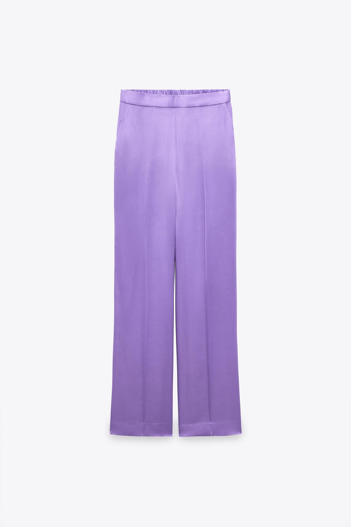 https://static.zara.net/photos/2023/V/0/1/p/8267/582/603/2/8267582603_6_1_1.jpg?ts=1681291310303