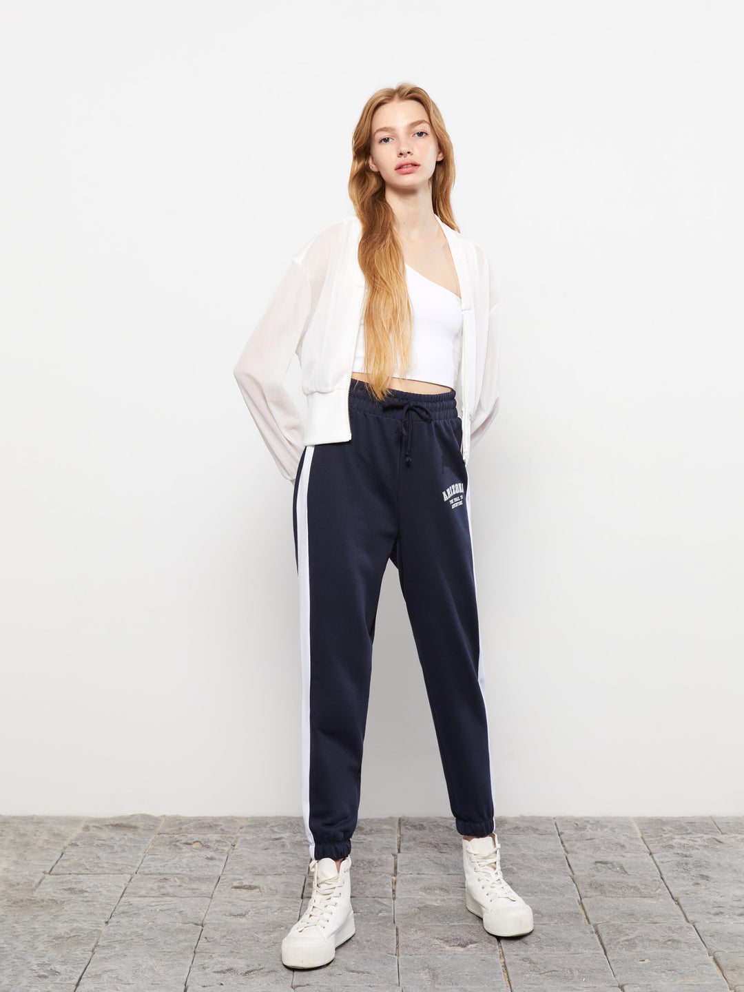 Pantalon LC Waikiki, Moudda Tunisie W26746Z8