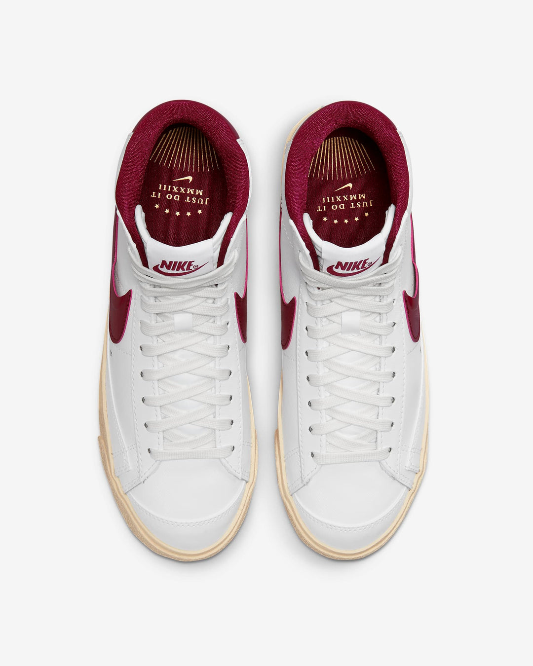 W Blazer Mid '77 Se Blanc Moudda 3